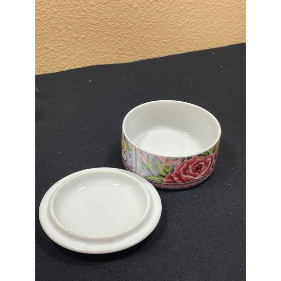Vintage Lefton Porcelain Lidded Trinket Dish Or Powder Pot Floral Painted - Picture 4 of 10